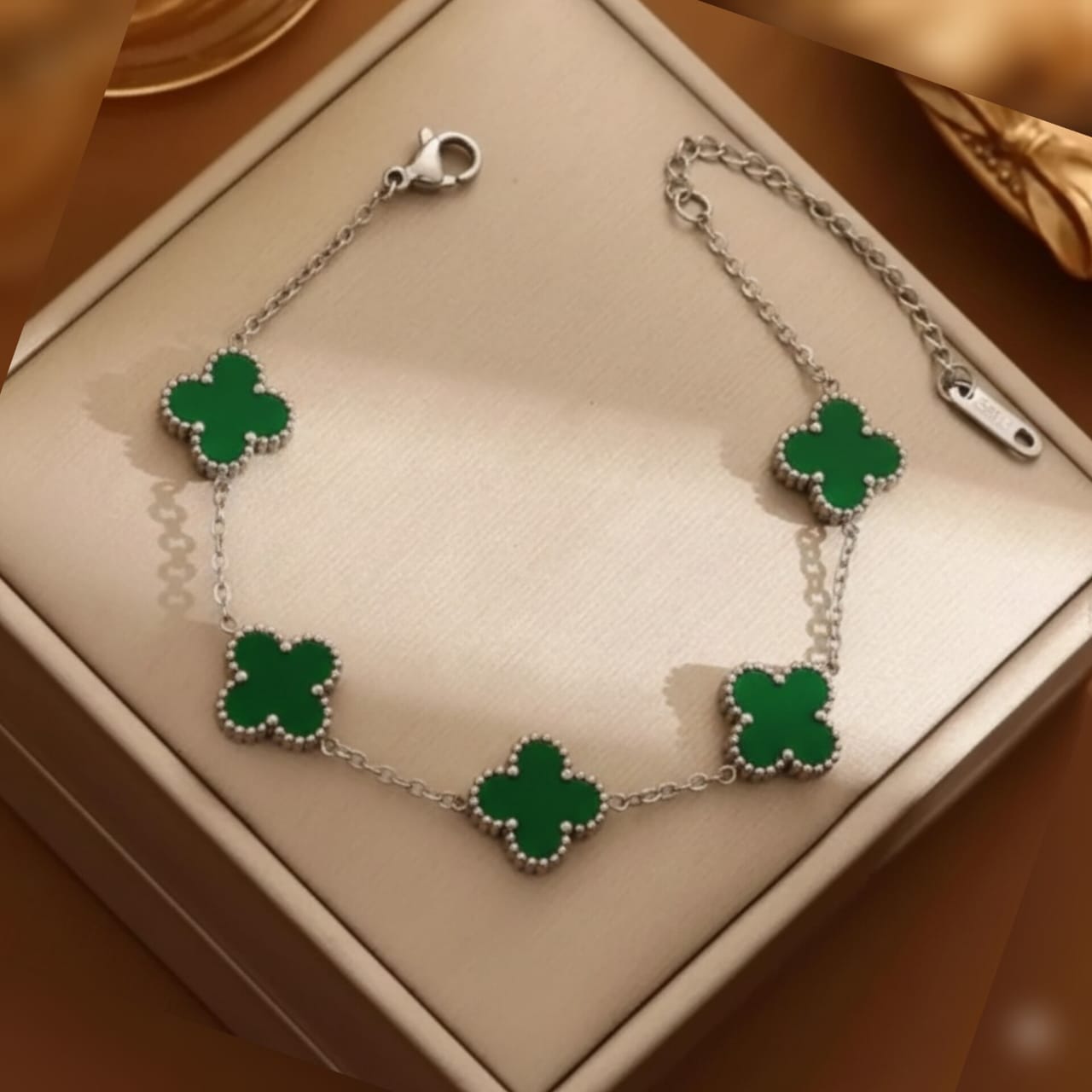 🍀 PULSERA TRÉBOL – ELEGANCIA + CAJITA DE REGALO 🎁 | PAGA AL RECIBIR | 🔥 OFERTA ESPECIAL ECUADOR  🍀 COMPRA 1 Y LLEVA 2 PULSERAS